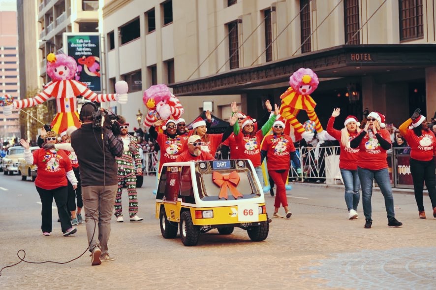 DART at Dallas Holiday Parade