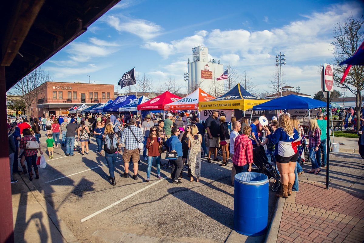 Downtown Square Deal Days