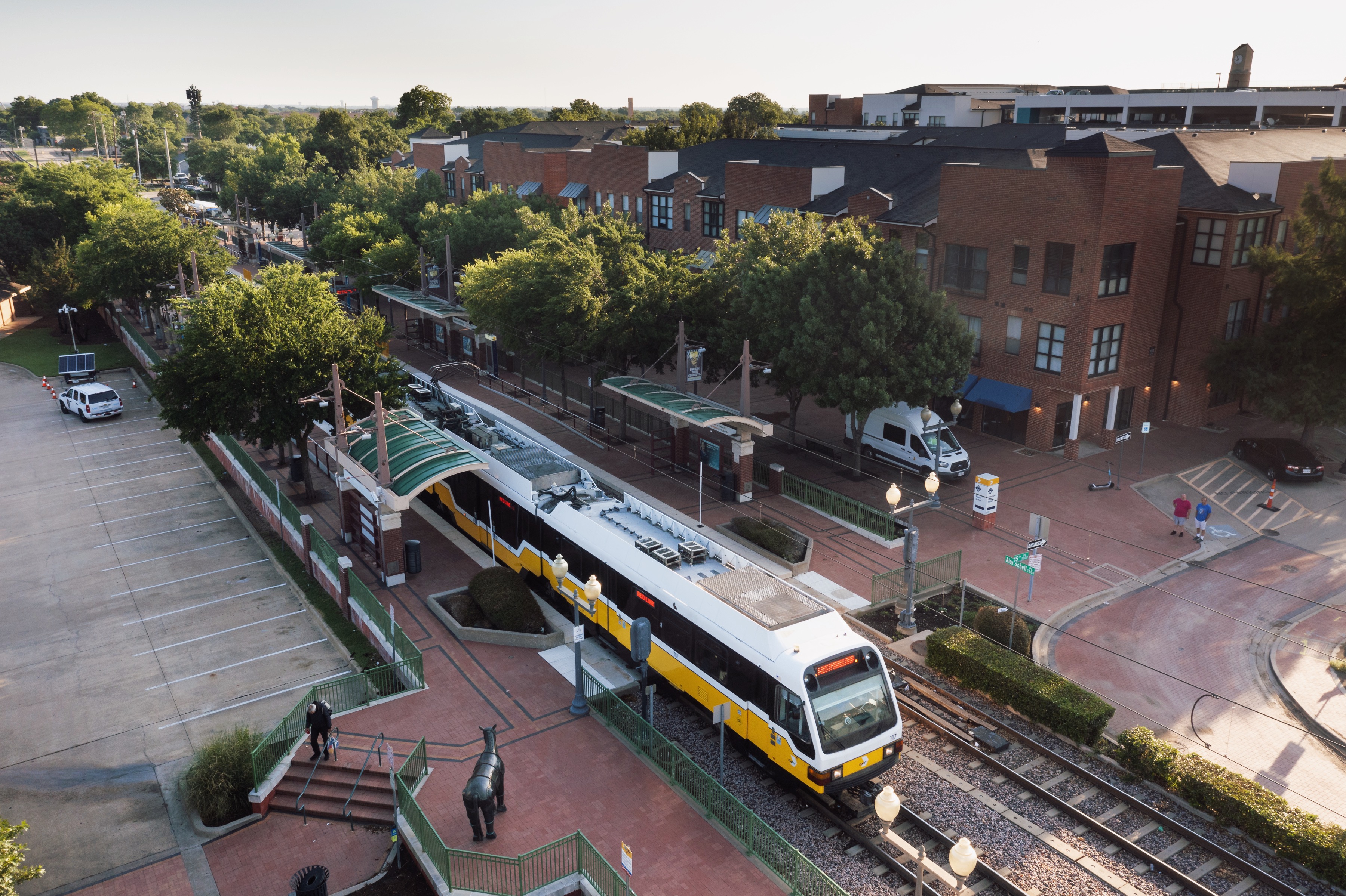 Downtown Plano Station - DARTable Staycation